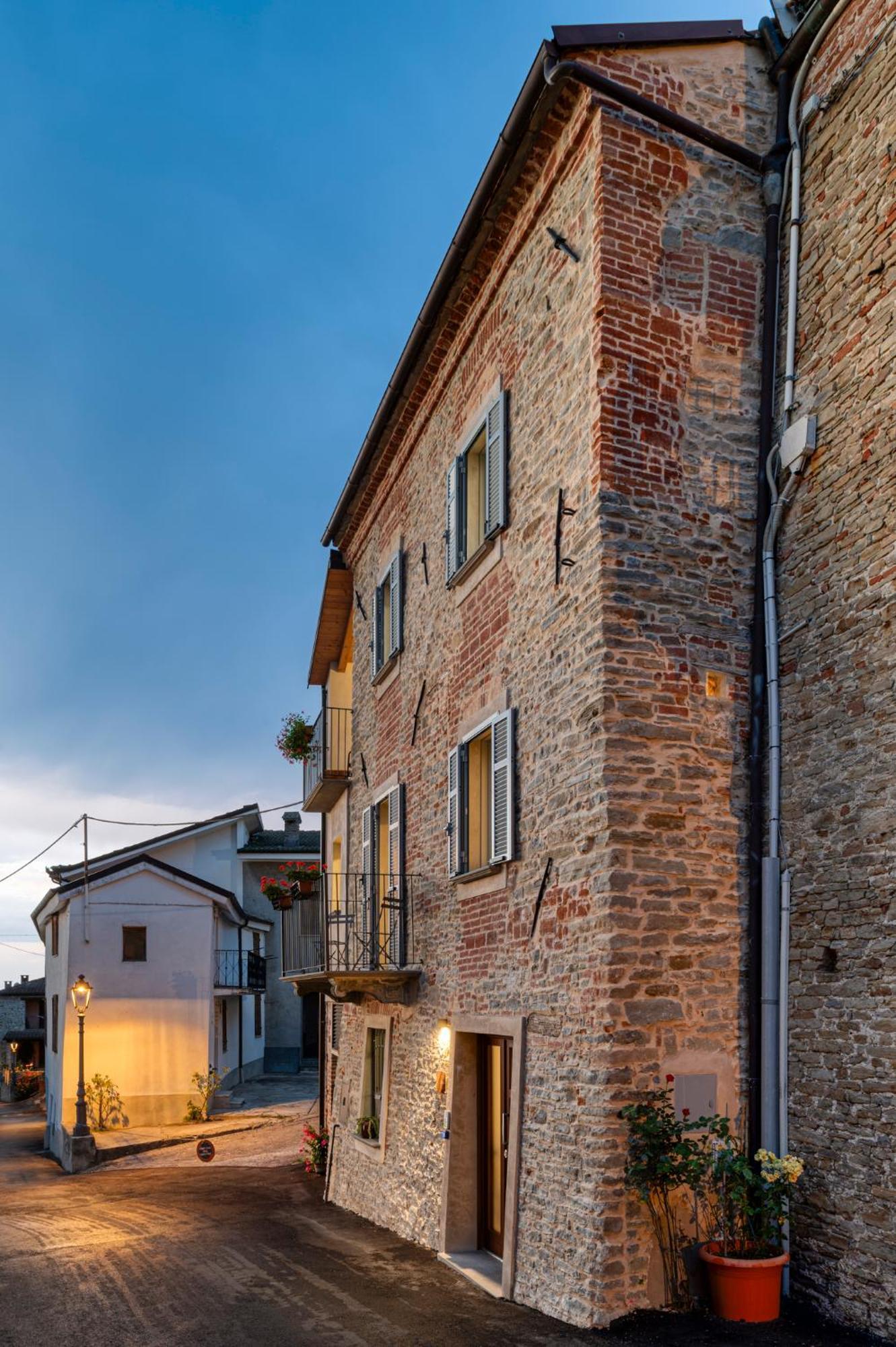 La Casa Di Margot - Alloggio Blu Murazzano  Экстерьер фото
